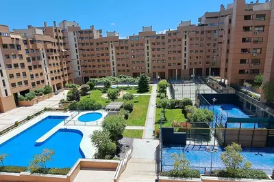 Image de Residencial in Madrid. Short-term rental/ Non-tourist