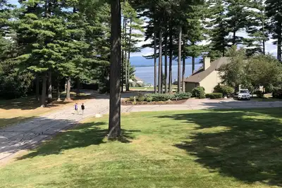 Image de Lake Condo