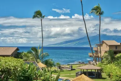 Image de Private- 2 Master Bedrooms, 2. 5 Baths with Ocean Views on Keoni Nu\"i Bay!