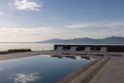 Image de Templo y Mar Seafront villa, facing the Sacred Island of Delos.