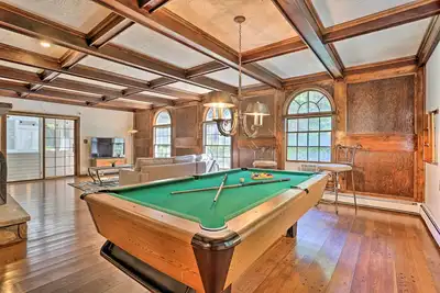 Image de Charming Saylorsburg Retreat w/ Game Room & Patio!