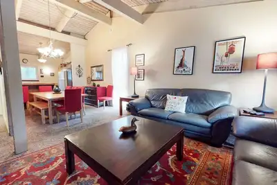 Image de Large Spacious Mountain Home, Gas Grill & Washer/Dryer. Near The Village