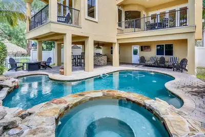 Image de ☀Beachfront Home🐬Private Pool🏖️Beach Access from Backyard🍹Great Location!