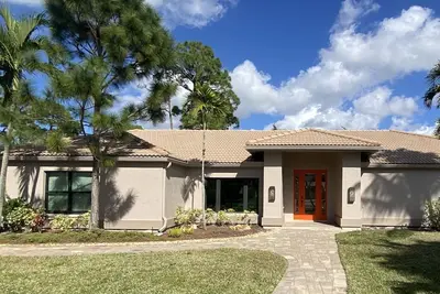Image de Absolute Paradise, 3-Minutes to Amazing Beaches! ! <br><br>Gated Community
