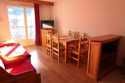 Image de 4ème étage, piscine, balcon, télévision, casier à ski, 40m², Saint Gervais