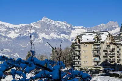 Image de 1er étage, piscine, balcon, télévision, casier à ski, 40m², Saint Gervais