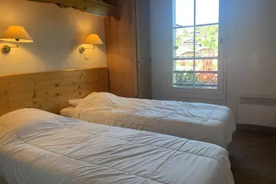 Image de 2ème étage, piscine, balcon, télévision, casier à ski, 31m², Saint Gervais