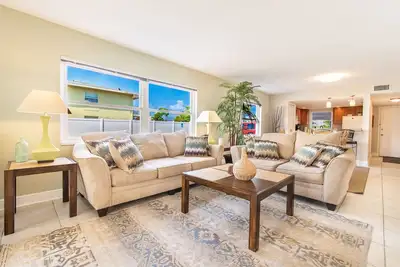Image de Luxury escape, clean, 1. 5 ml to beach & Eckerd, cozy, roomy, family friendly