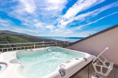 Image de Appartement de vacances Crikvenica pour 1 - 6 personnes avec 3 chambres à coucher - Appartement de v
