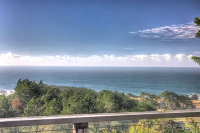 Image de Seaward Bliss ★ Private Hillside Retreat
