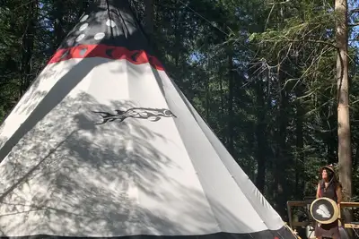 Image de Water front teepee