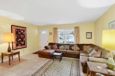 Image de Carole Cottage - close to golf, tennis, and the beach