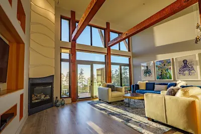 Image de Newly Renovated 2 Bedroom Condo in The Ridge Ucluelet