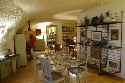 Image de Sejour insolite dans un gîte troglodite