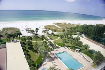 Image de Horizons West #702 - Wowsome View of Crescent Beach!