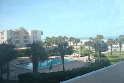 Image de Horizons West Unit #112 - A \"Getaway with a Gulf View\"