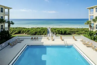 Image de Luxury Beach Home ~ Steps To Beach / Heated Gulf Pool, Seacrest, Rosemary &Alys!