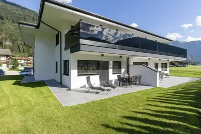 Image de Confortable appartement pour 5 personnes avec Wifi, Tv, patio et parking
