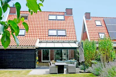 Image de Belle maison de vacances privée pour 8 personnes avec Wifi, Tv, terrasse et parking