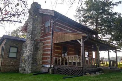 Image de Cabin at Fairview Private setting far off the road near Cummins Falls