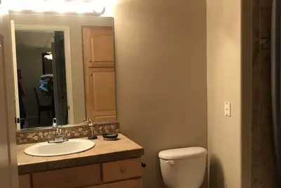 Image de Luxury Condo. Newly remodeled