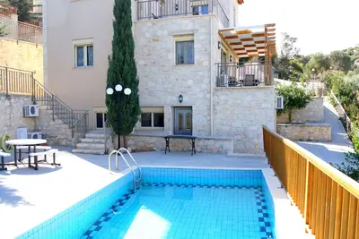Image de Great Escape villas suitability for family's - very clean friendly to all. .