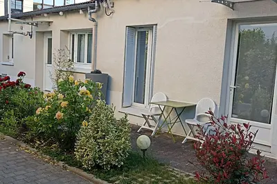 Image de Logements indépendants T4 aux portes de Paris séjour à 2 familles \/ entre amis