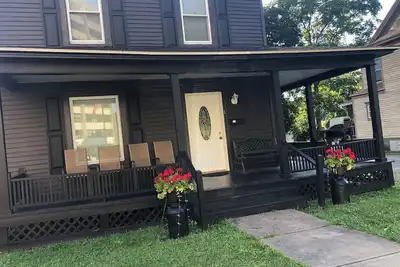 Image de 4 bedroom/2 bath