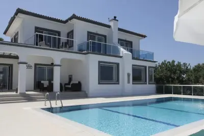 Image de Bluebell Villa - Luxury 4 Bedroom Villa Kayalar
