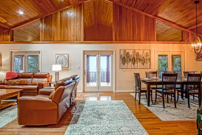 Image de North West Ridge 112-1091 - Timber Wolf Lodge Ski Chalet Stunning 4 Br Sanctuary