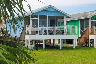 Image de Scallop Cove #5 - The Blue Tortuga - Bayfront, 3 Min Walk to Gulf, Pet Friendly, No Min Nights.