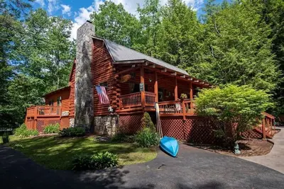 Image de Relaxing Forest Retreat\/minutes from Lake George