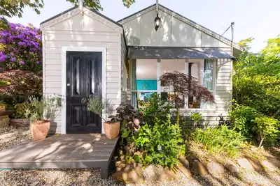 Image de Mount Macedon charming country cottage