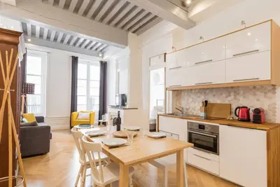 Image de Dify Lovely - Centre-ville