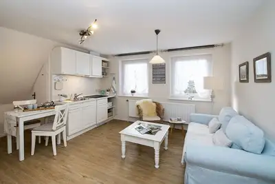 Image de Cozy 1-room apartment for 2 persons, Wlan, parking facilities nearby.