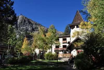 Image de Olympic Village Inn 1 Bedroom Sleeps 4