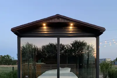 Image de Tuya Cabin at the sea