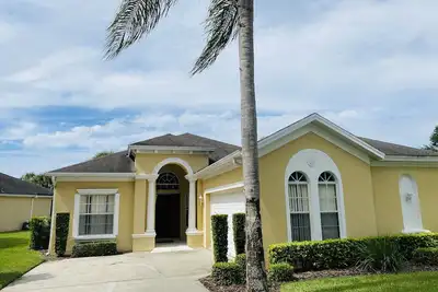 Image de Luxury Four bedroom Home, Wheelchair friendly, with Pool Spa and Game room.