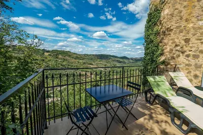 Image de Maison de vacances privée avec climatisation, bain à remous, Wifi, Tv, terrasse, vue panoramique
