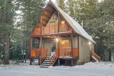 Image de Family Cabin w/ Fire Pit - 25 Miles to Yellowstone
