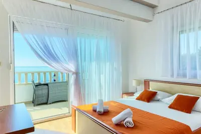 Image de Room With See View For 2
