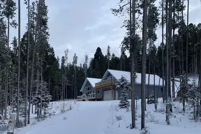 Snaggletooth Lodge - Last Chance before the snow melts. . Enjoy Discovery Ski!
