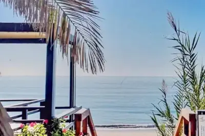 Image de Rooftop Himalaya : sea view; beach 200 m Oura