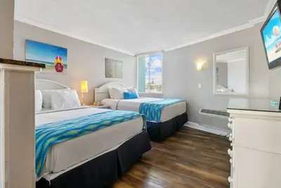 Image de Pelican Pointe 223:Walk to Beach~Pool~Free Parking