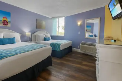 Image de Pelican Pointe 228:Walk to Beach~Pool~Free Parking