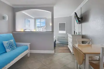 Image de Pelican Pointe 320:Walk to Beach~Pool~Free Parking
