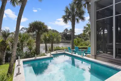 Image de 4 Minute Walk to the Beach with Pool