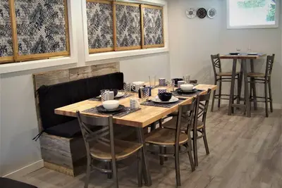 Image de Critter Hill 2 Br Luxe Apt. Pet/Motorcycle Friendly