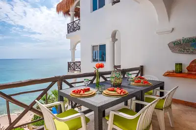 Image de Stunning view of Half Moon Bay in this upscale condo! Pool, Ac and WiFi!