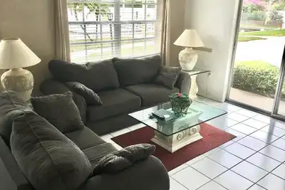 Image de Unit 326 - 2 Bedroom 2 Bathroom Bay Side Corner Condominium